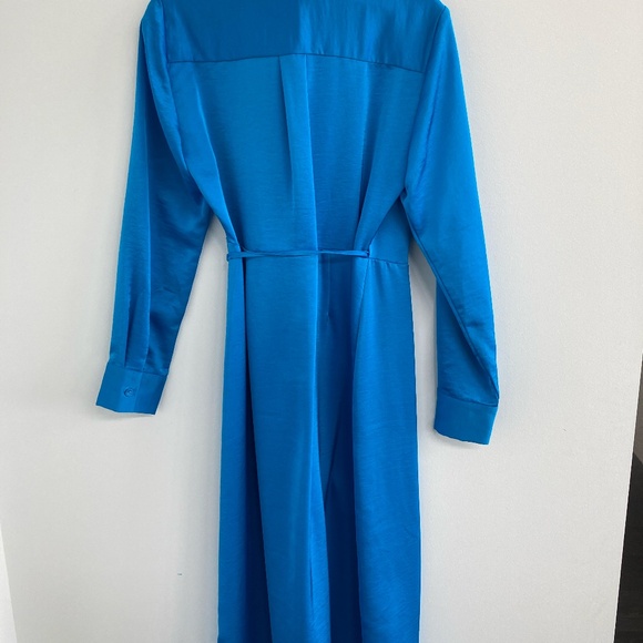 Turquoise Satiny Wrap Dress - Picture 3 of 3